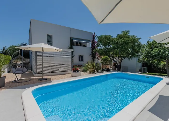 Apartment Tome - Vir129 By Interhome
